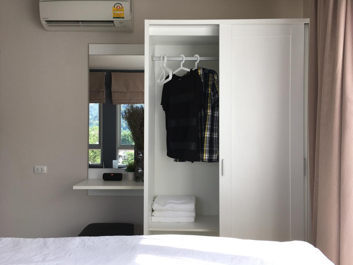 Modern Studio Room At Kathu Luaran gambar