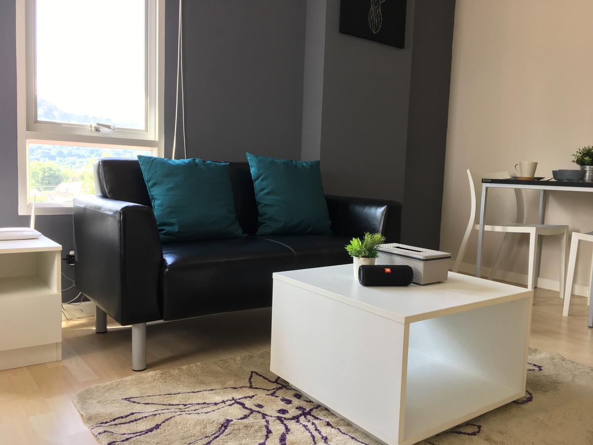 Modern Studio Room At Kathu Luaran gambar