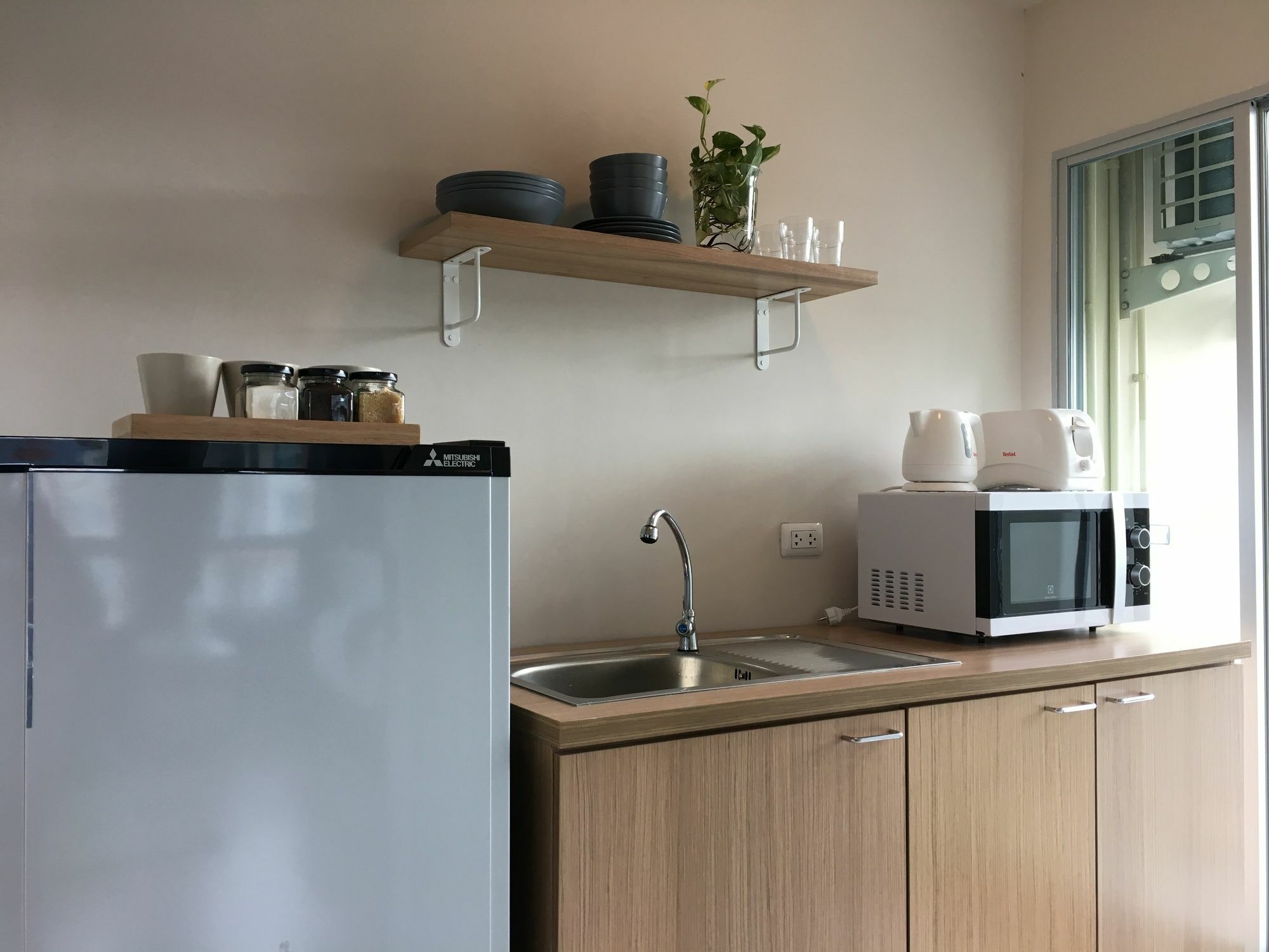 Modern Studio Room At Kathu Luaran gambar